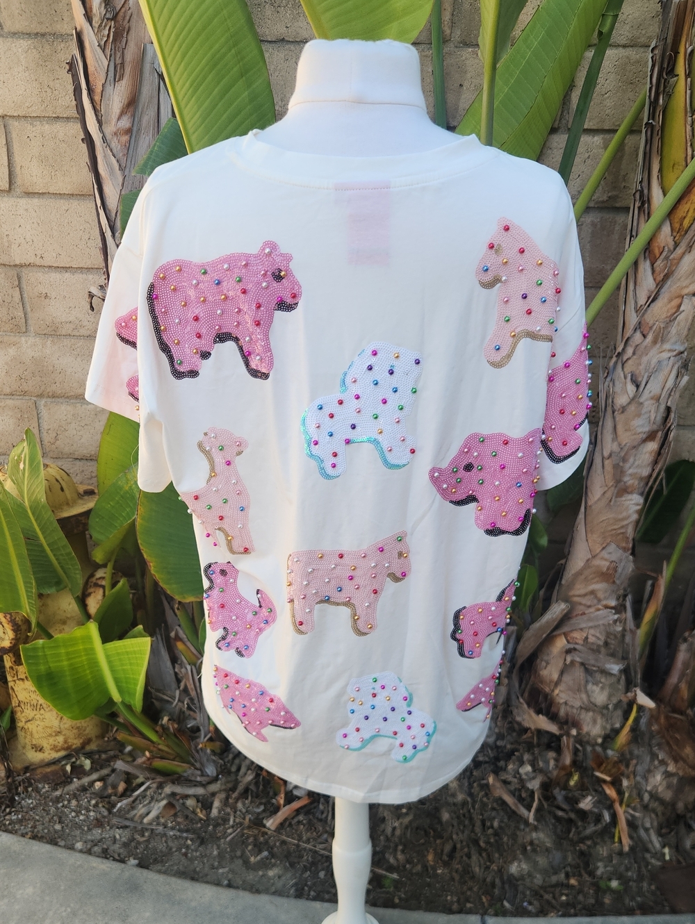 Queen of Sparkles Frosted Animal Crackers Tee Large - Picture 3 of 9